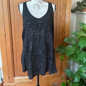 Mossimo sequined top NWOT